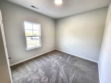 130 Doak St, Shelbyville, TN 37160 - photo 4