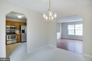 38525 Arlington Dr, Mechanicsville, MD 20659 - photo 4
