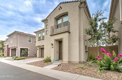 1133 E Newland Dr-5