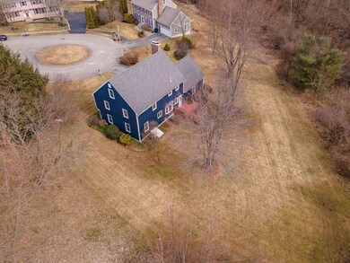 5 Plum Dr, Nashua, NH 03062 - photo 2
