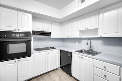 100 Kings Point Dr unit 1020, Sunny Isles Beach, FL 33160 - photo 5