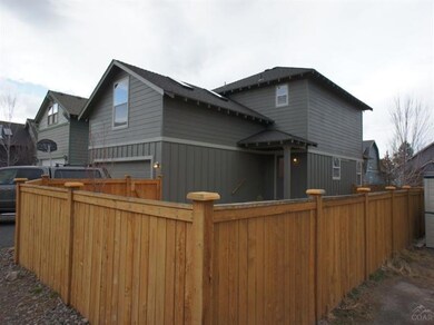 62697 Larkview Rd, Bend, OR 97701 - photo 2