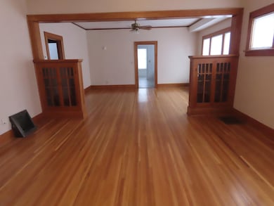 1148 N 4th St, David City, NE 68632 - photo 4