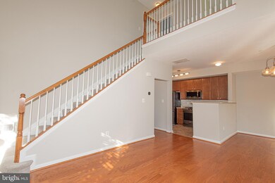 11186 Wortham Crest Cir, Manassas, VA 20109 - photo 6