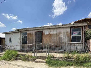 2302 Monterrey Ave, Laredo, TX 78040 - photo 7