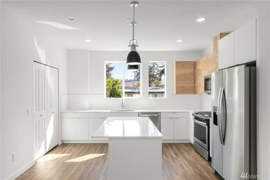 2166 N 185th St, Shoreline, WA 98133 - photo 4