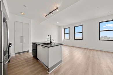 4 Beacon Way unit 1407, Jersey City, NJ 07304 - photo 5