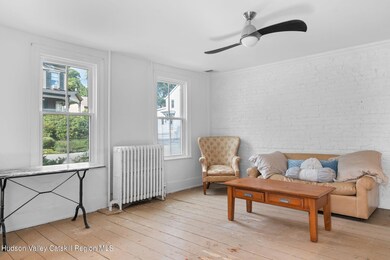 6-web-or-mls-104 Spring St-6