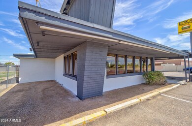 310 W Frontier St, Eloy, AZ 85131 - photo 5