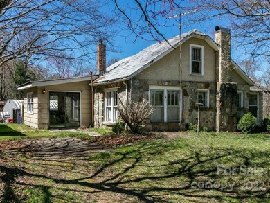 66 Grove Park Rd, Hendersonville, NC 28739 - photo 4