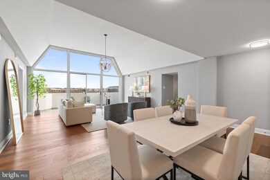 Town Square Towers unit 813, Washington, DC 20024 - photo 2