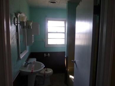 hall bath room