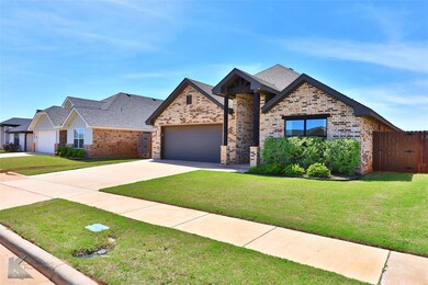 4517 Ebbets Dr, Abilene, TX 79606 - photo 2