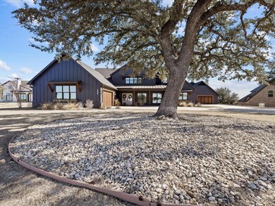 154 Helton, Granbury, TX 76049 - photo 3