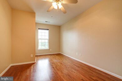8608 Fluttering Leaf Trail unit 402, Odenton, MD 21113 - photo 3