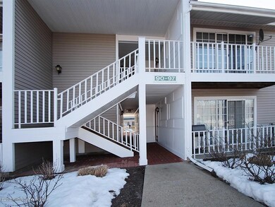 91 Players Cir, Tinton Falls, NJ 07724 - photo 2