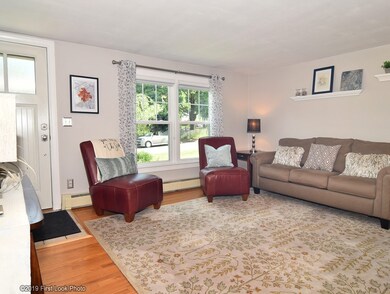 23 Bugbee St, Plainville, MA 02762 - photo 3