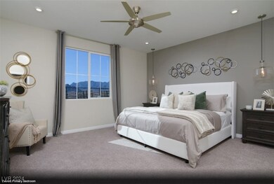 Everett - MODEL HOME PHOTO