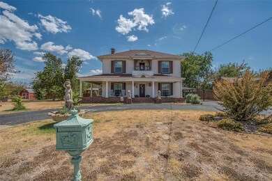 1211 Cherokee St, Weatherford, TX 76086 - photo 2