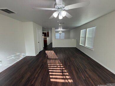 7712 Copper Hollow, Converse, TX 78109 - photo 4