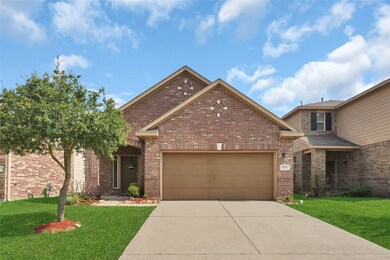 9211 Fuqua Breeze Dr, Houston, TX 77075 - photo 2