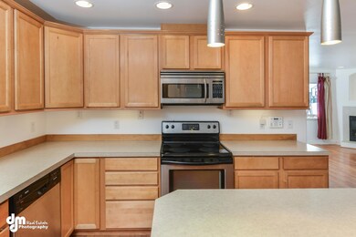 Kitchen-0148-FULL