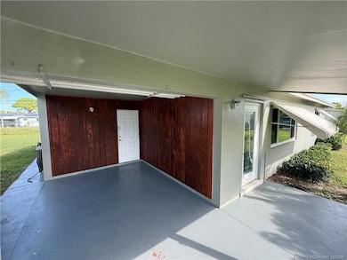 2519 SE Madison St, Stuart, FL 34997 - photo 4