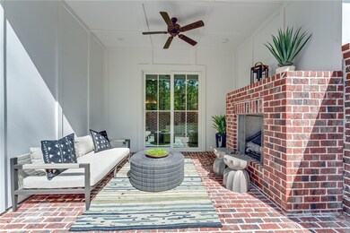 ARLINGTON REAR PATIO MODEL HOME