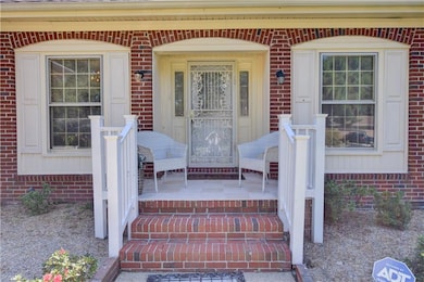 2130 Rock Creek Dr, Chesapeake, VA 23325 - photo 2