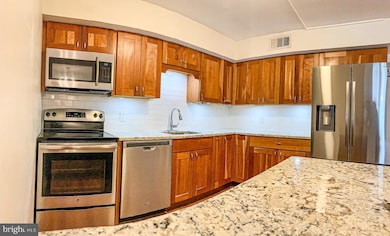 10606 Valley Forge Cir unit 606, King of Prussia, PA 19406 - photo 7