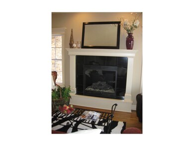 1825 SW Napa Valley Dr, Lees Summit, MO 64082 - photo 3