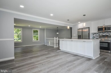 8916 Trapper Ln, Adelphi, MD 20783 - photo 7