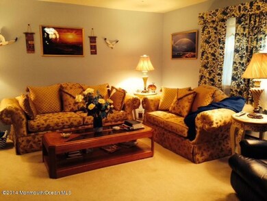 Sunset B Livingroom extra
