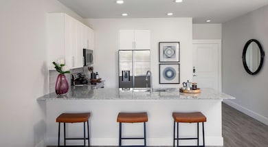 2425 Bell St unit 2424, Houston, TX 77003 - photo 4