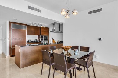 Icon Brickell Tower 2 unit 2405, Miami, FL 33131 - photo 7