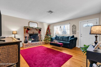 285 Nautilus Dr, Manahawkin, NJ 08050 - photo 6