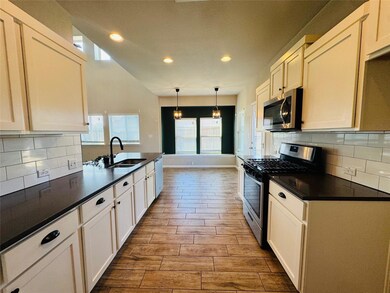 718 Nautical Loop, Kyle, TX 78640 - photo 7