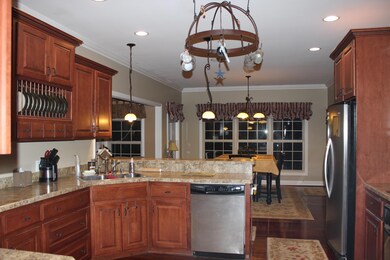 179 Eagles Bluff Ct, Shepherdsville, KY 40165 - photo 7