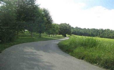 466 Larkin Ln, Somerset, KY 42501 - photo 3