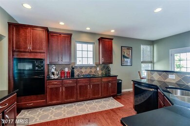 25273 Riding Center Dr, Chantilly, VA 20152 - photo 4