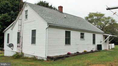 1536 Jacobs Rd, Martinsburg, WV 25404 - photo 2