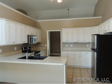 2 Whirlaway Ct, Hendersonville, NC 28792 - photo 6