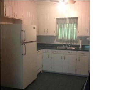 207 Oak St, Hazlehurst, MS 39083 - photo 5