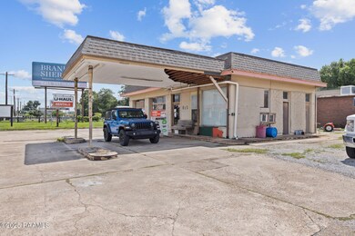 4-web-or-mls-409 W Pinhook Rd-4