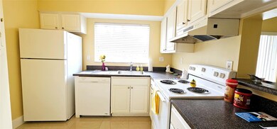 1881 NW 96th Terrace unit 7F, Pembroke Pines, FL 33024 - photo 6