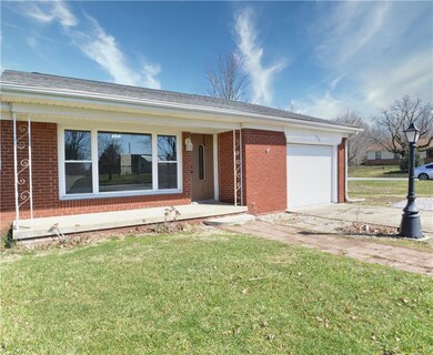 106 E Maple St, Roachdale, IN 46172 - photo 4
