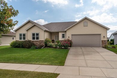 5203 Buttonbush Dr, Fitchburg, WI 53711 - photo 2