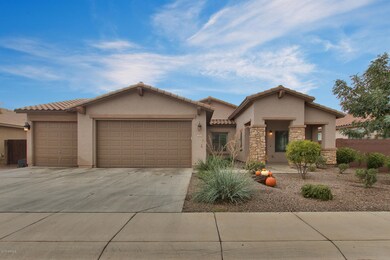 573 W Lyle Ave, San Tan Valley, AZ 85140 - photo 2