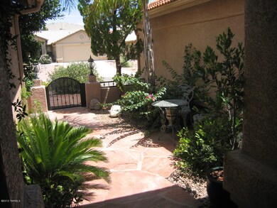 Attractive Courtyard Entry