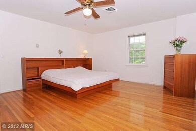 1344 Macbeth St, McLean, VA 22102 - photo 6